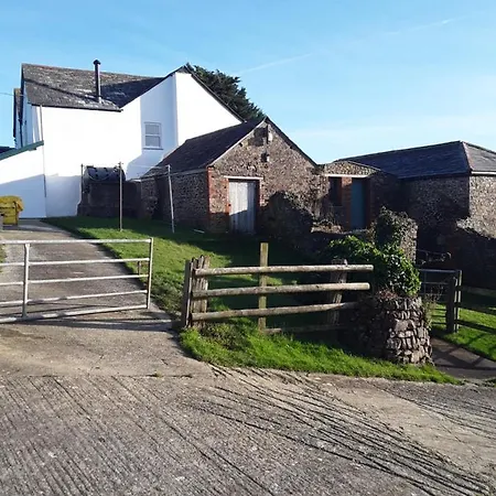 Sharlands Farm Bude